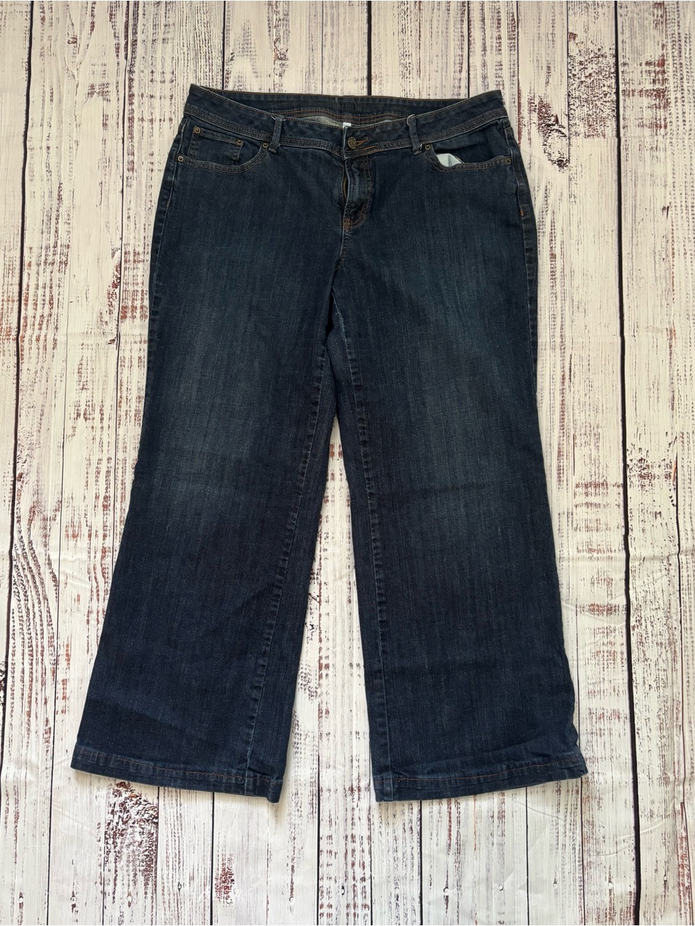 Women’s Jennifer Lopez Wide Leg Jeans